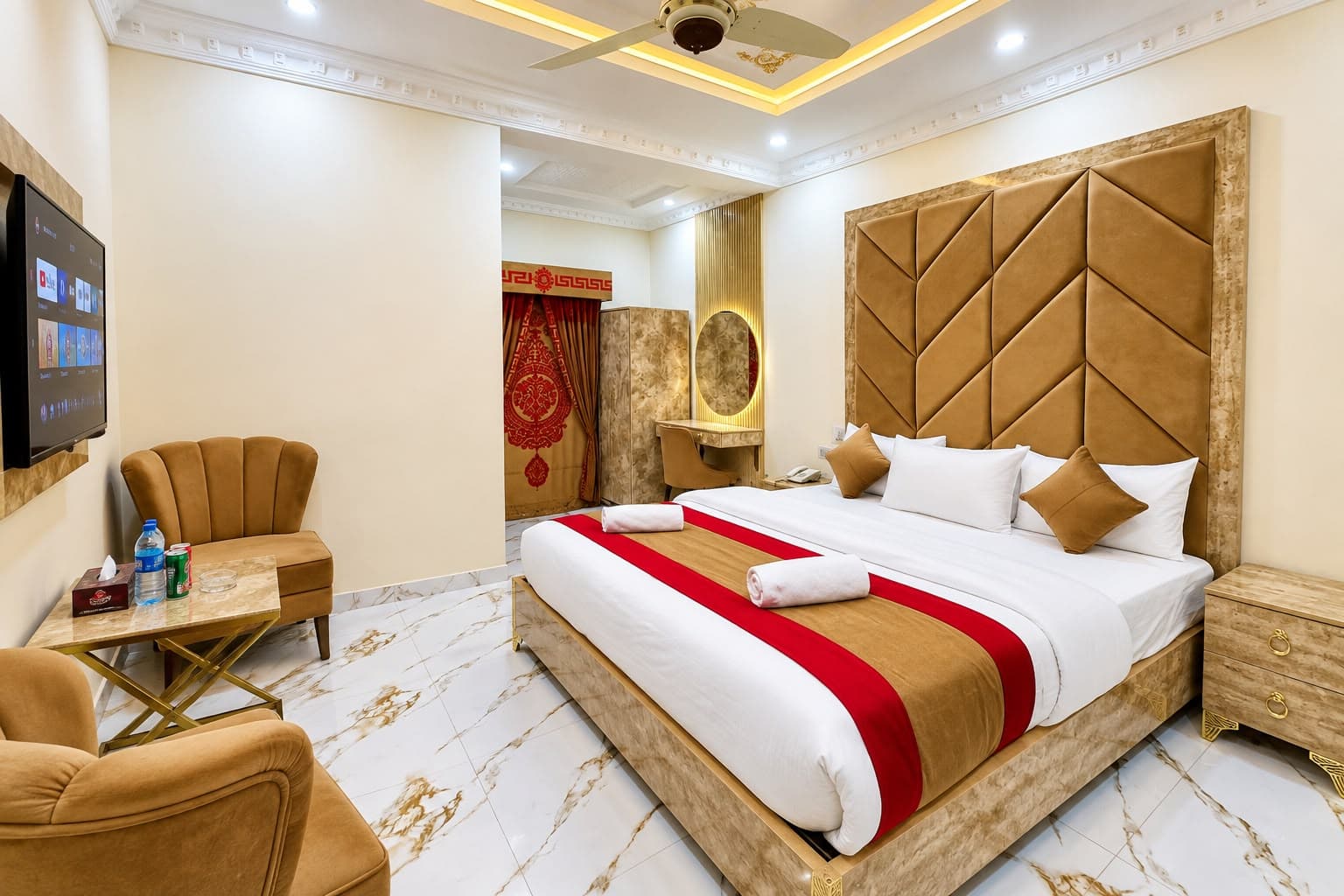 Go 003 Hotel Lahore Deluxe Double Bed