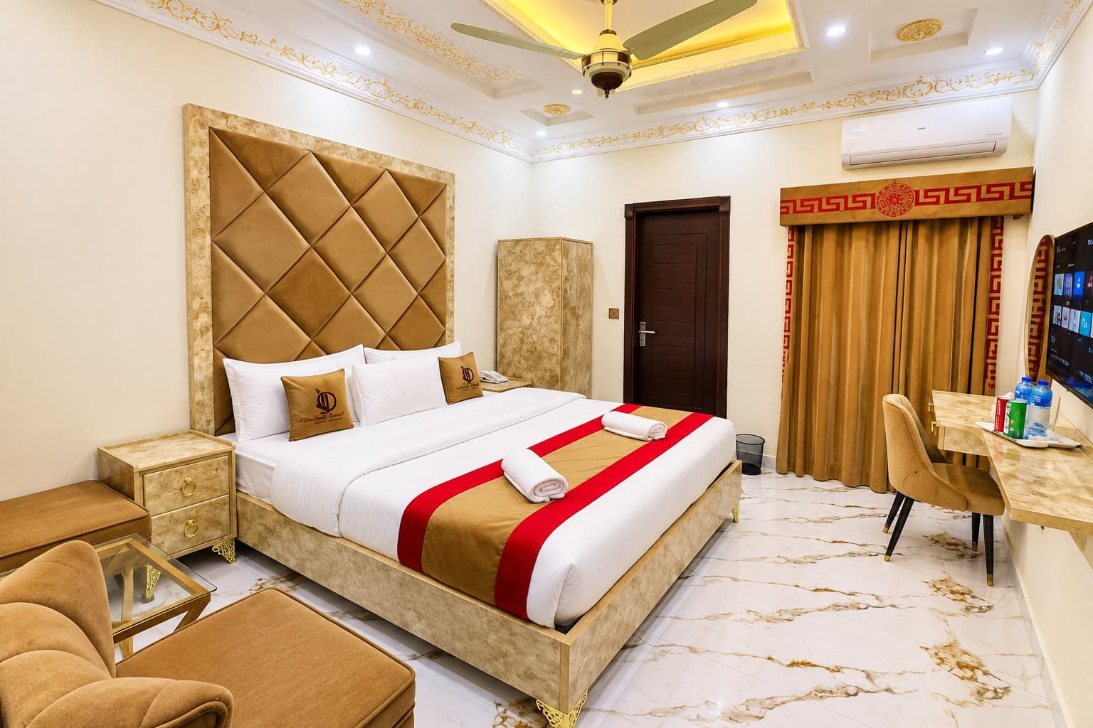 Go 003 Hotel Lahore Deluxe Double Bed