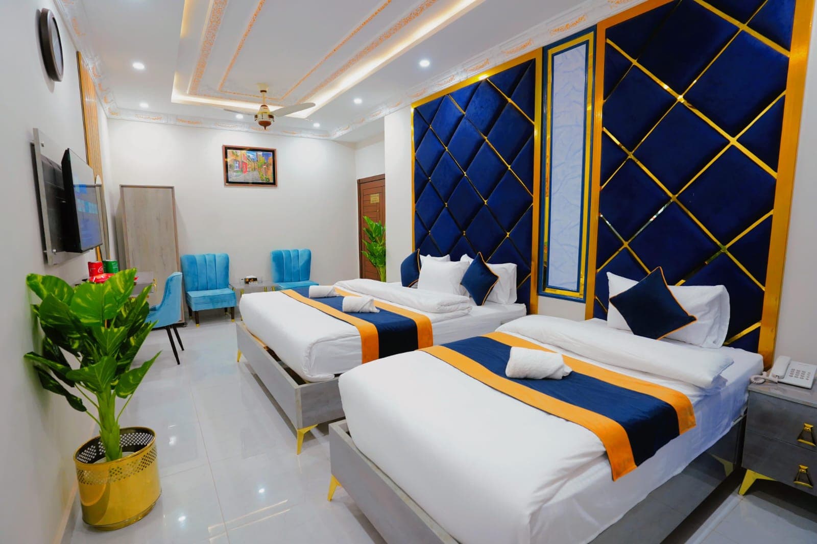 Go 005 Hotel Lahore Family Room