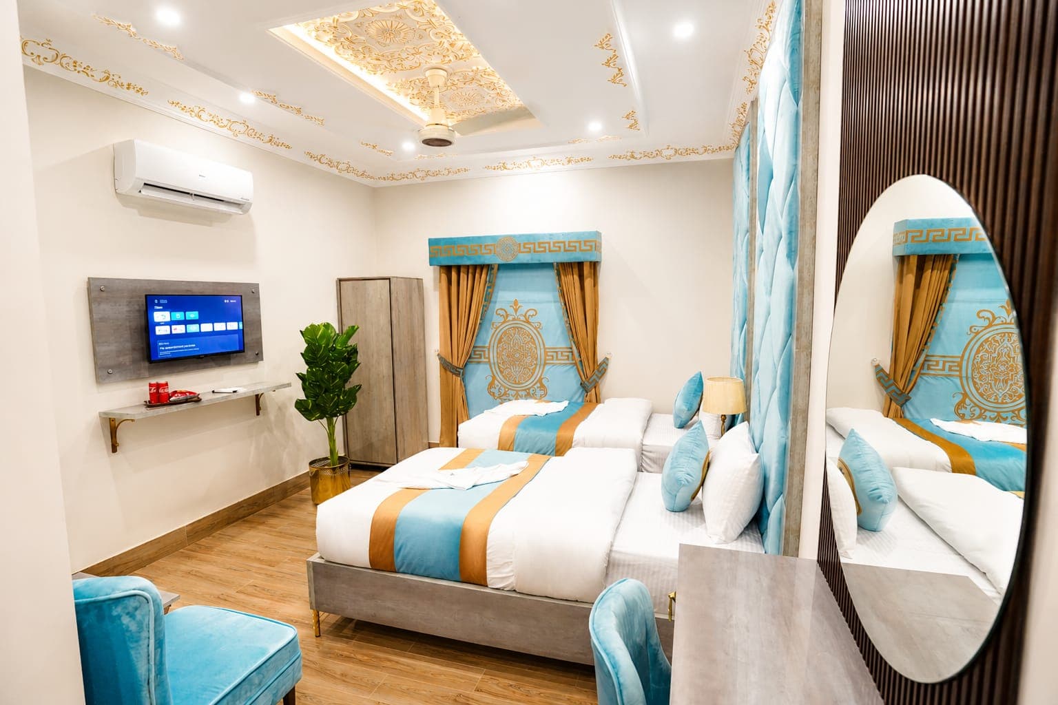 Go 005 Hotel Lahore Twin Bed Room
