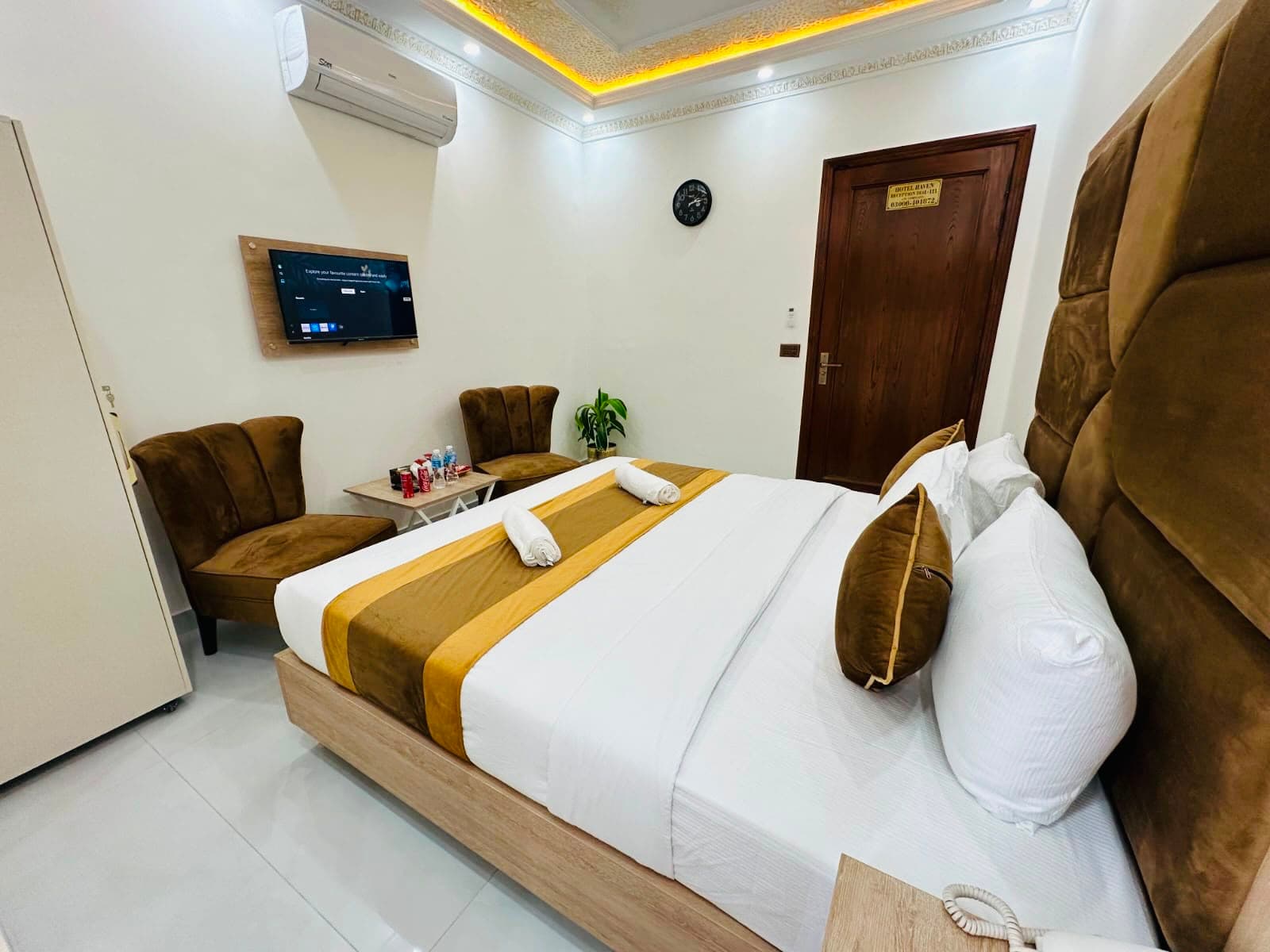 Go 007 Hotel Deluxe Double Bed