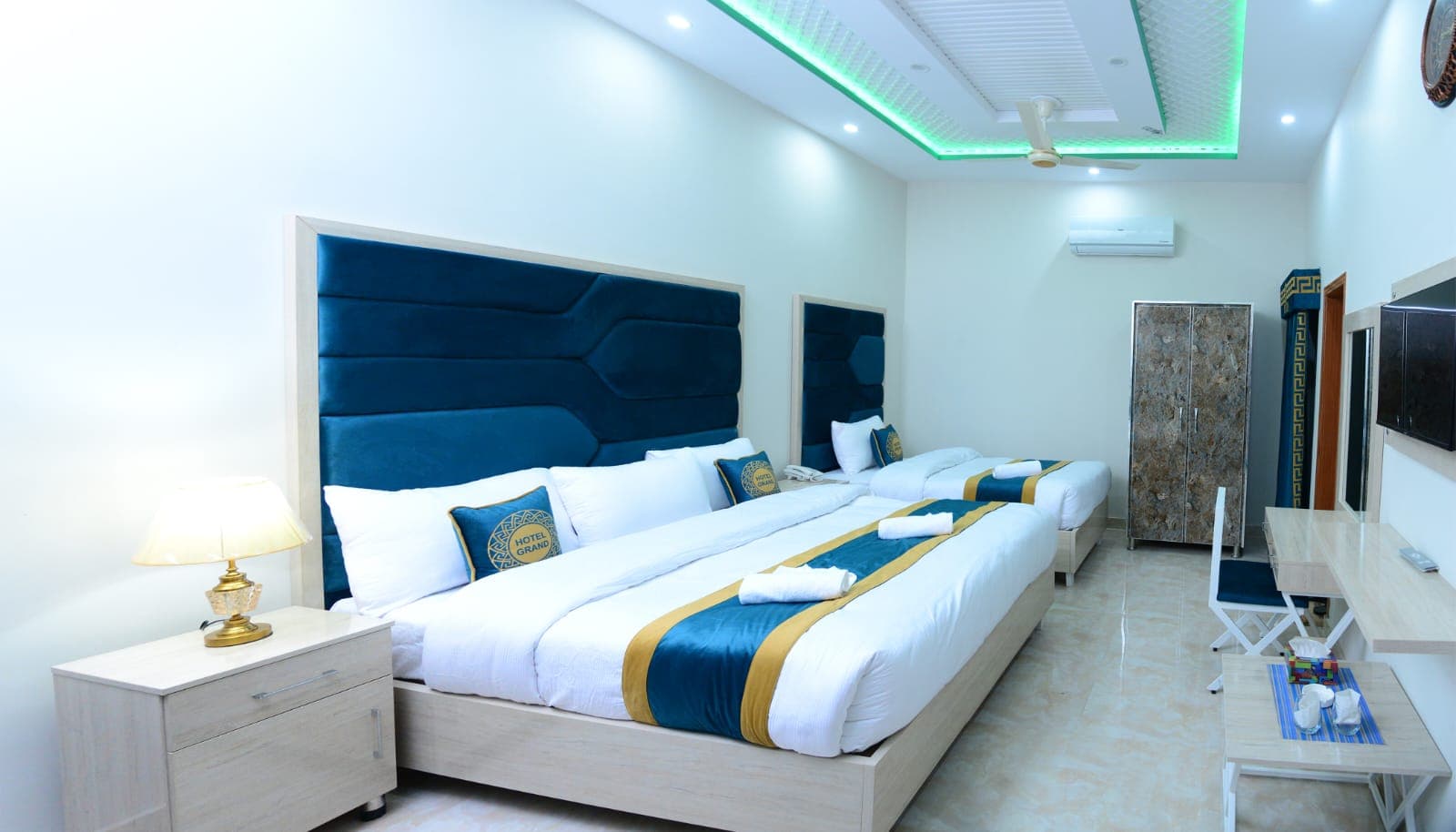 Go Luxury Grand Hotel Lahore Deluxe Family Room